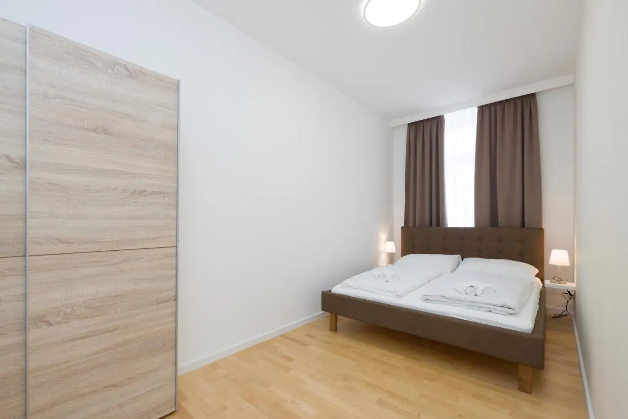 Favoriten Dream Apartment 1100 Wien 0*,